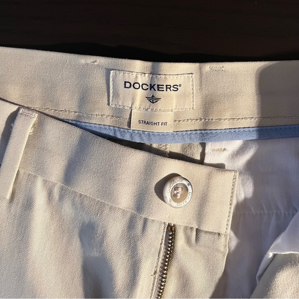 Dockers Men’s Signature Khakis, Straight Fit - Picture 7 of 7